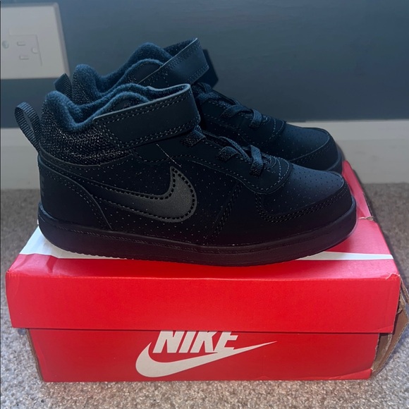 nike toddlers Court Borough Mid (tdv) black/black basketball shoe 10 infants us